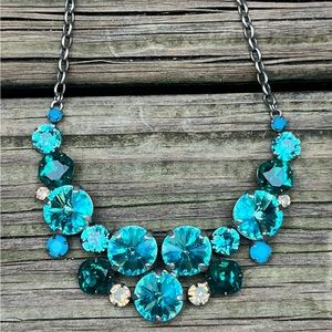 Sorrelli statement bib necklace